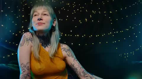 Niki  free tg channel with some photos gifs and info about streams  online show from 01/11/26, 03:06