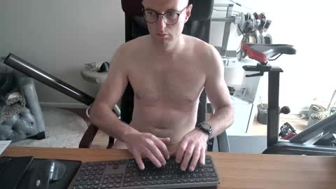 Snapshot of littlesporty91 chatting on 03/24/26, 12:43 littlesporty91 online show from 03/24/26, 12:43