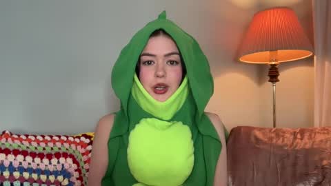 Little Sugar Pea  online show from 01/08/25, 12:17