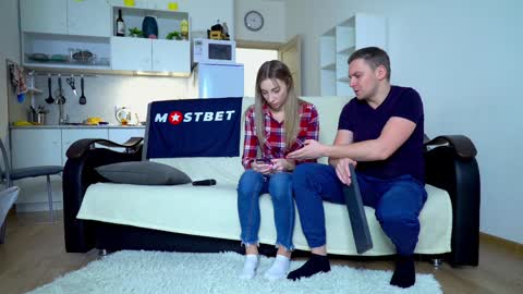 Little Tifany online show from 12/24/24, 09:17