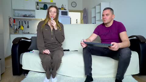 Little Tifany online show from 11/17/25, 11:49