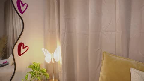 littletammy_ online show from 02/07/26, 04:00