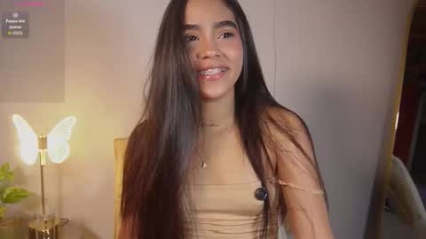 Snapshot of littletammy_ chatting on 03/28/26, 04:39 littletammy_ online show from 03/28/26, 04:39