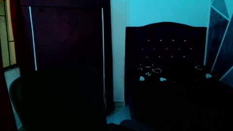 Eros online show from 12/05/25, 03:04