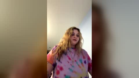 Snapshot of littytothetitty chatting on 04/09/26, 04:23 Nina online show from 04/09/26, 04:23