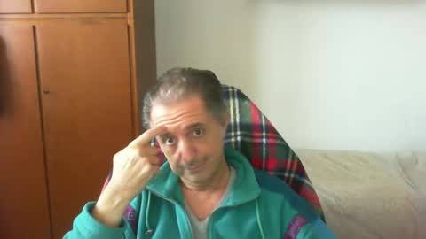 liuk53 online show from 04/24/26, 03:25