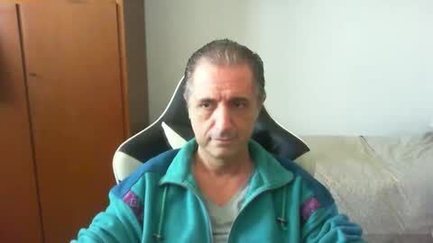 liuk53 online show from 05/01/26, 12:54