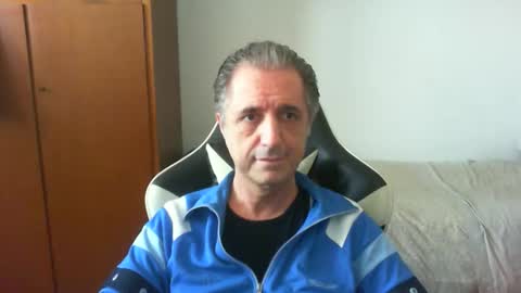 liuk53 online show from 05/02/26, 12:10