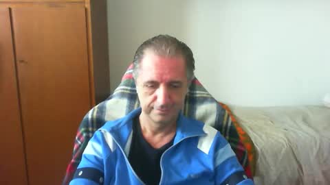 liuk53 online show from 05/09/26, 02:11