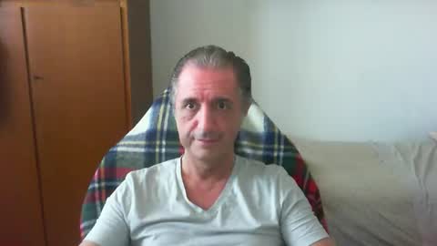 liuk53 online show from 05/12/26, 12:35