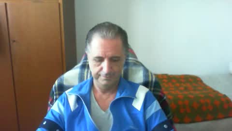 liuk53 online show from 05/16/26, 02:38