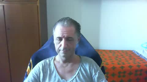 liuk53 online show from 05/24/26, 12:43
