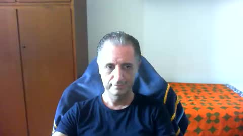 liuk53 online show from 05/25/26, 01:17