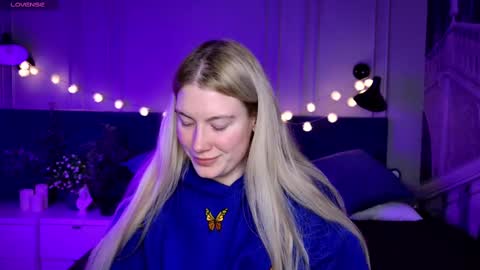 Snapshot of liv_fay chatting on 03/02/25, 07:45 Liv 3 online show from 03/02/25, 07:45