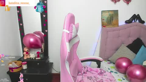 Katalina Novoa. online show from 04/30/26, 02:18