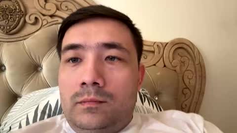 Snapshot of live_8 chatting on 04/25/26, 09:34 live_8 online show from 04/25/26, 09:34