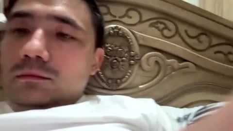 Snapshot of live_8 chatting on 04/25/26, 03:42 live_8 online show from 04/25/26, 03:42