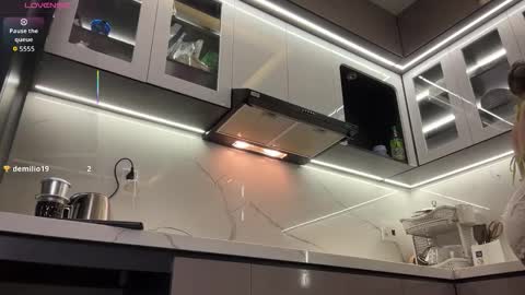 live_myself online show from 03/09/26, 04:16