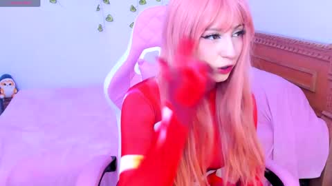 Snapshot of livemakio chatting on 04/14/26, 03:45 Liz online show from 04/14/26, 03:45