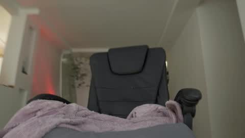 Emily  R online show from 01/20/25, 02:46