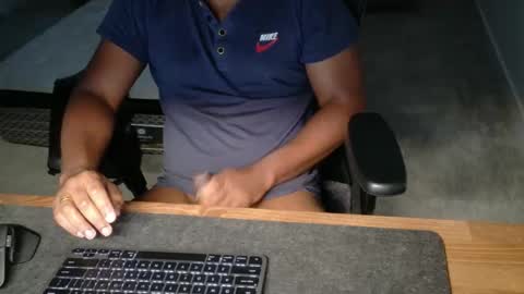 Snapshot of livetribber chatting on 04/03/26, 01:09 livetribber online show from 04/03/26, 01:09