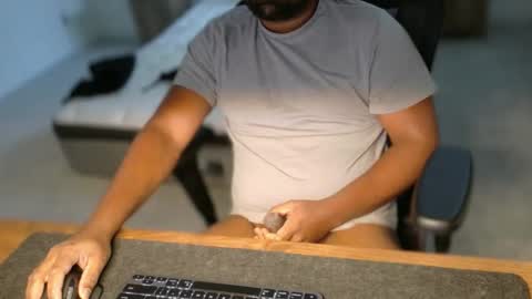 Snapshot of livetribber chatting on 04/19/26, 01:54 livetribber online show from 04/19/26, 01:54