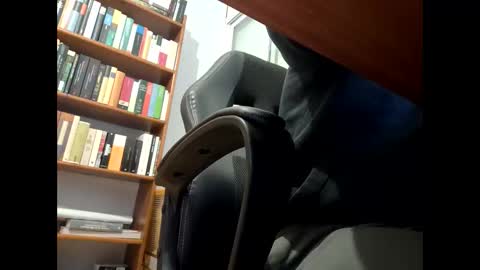 liveyisus online show from 01/11/26, 04:01