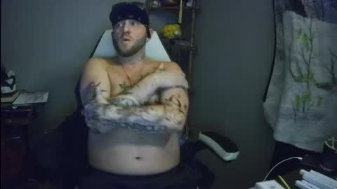 Snapshot of livingpuddle chatting on 11/27/25, 02:24 livingpuddle online show from 11/27/25, 02:24