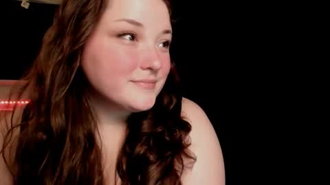 Liv online show from 11/22/25, 02:43