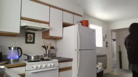 Liv Mirage online show from 02/04/25, 07:55