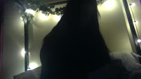 Liv Mirage online show from 10/19/25, 10:05