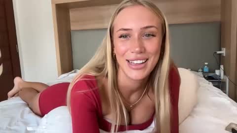 olivia online show from 12/04/25, 03:16