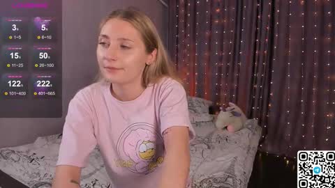 My name is Livy Nice to meet you  Thumbs up please its important online show from 02/15/26, 06:37