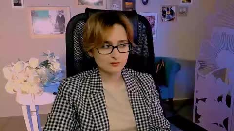 LixeLuna online show from 05/22/26, 06:31