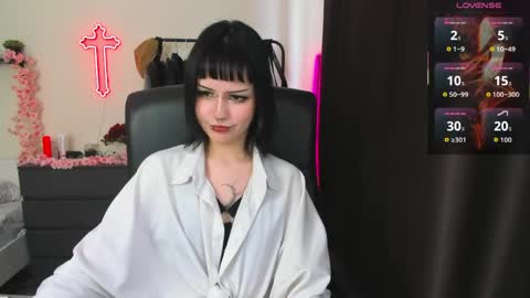Snapshot of liyaluna chatting on 04/28/26, 09:58 LIA online show from 04/28/26, 09:58