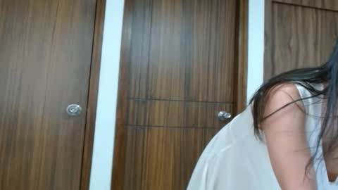 Snapshot of liz_fe chatting on 03/06/26, 10:17 liz_fe online show from 03/06/26, 10:17