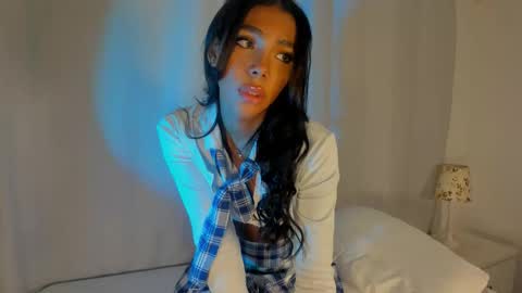 Snapshot of liz_grant chatting on 11/03/25, 11:04 Liz Grant online show from 11/03/25, 11:04