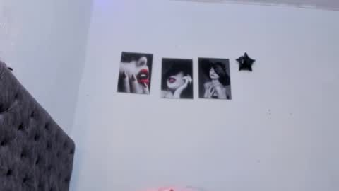 Snapshot of liza_25 chatting on 10/30/25, 04:58 liza_25 online show from 10/30/25, 04:58