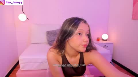 Snapshot of liza_bennet chatting on 04/25/26, 03:42 Liza online show from 04/25/26, 03:42