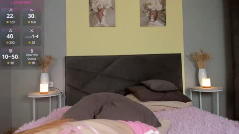 Snapshot of liza_mills chatting on 01/19/25, 12:50 Liza online show from 01/19/25, 12:50