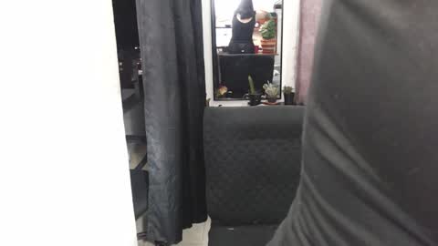 Snapshot of liza_thurner chatting on 12/19/24, 12:24 Liza Thurner online show from 12/19/24, 12:24