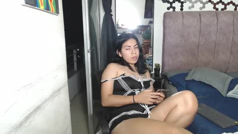 Snapshot of liza_thurner chatting on 01/14/25, 01:15 Liza Thurner online show from 01/14/25, 01:15