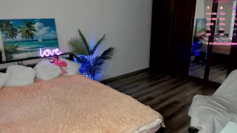 Snapshot of lizabelle_ chatting on 04/18/26, 12:09 Liza online show from 04/18/26, 12:09