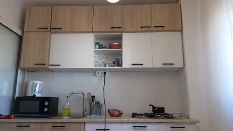 Liza online show from 02/10/25, 09:47