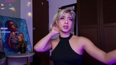 Lizeth online show from 12/31/24, 12:00