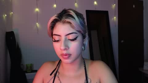 Lizeth online show from 02/04/25, 05:53
