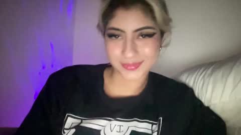 Lizeth online show from 02/23/25, 03:45