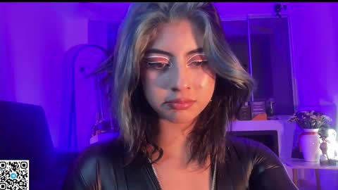 Snapshot of lizambarr chatting on 01/15/26, 04:28 Lizeth online show from 01/15/26, 04:28