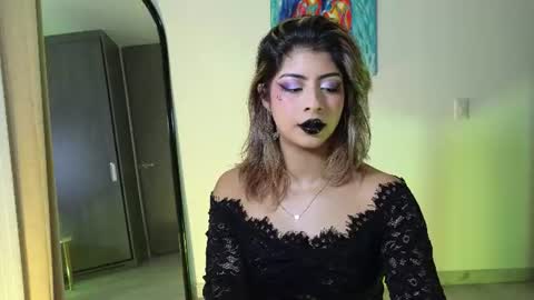 Lizeth online show from 07/23/26, 11:46