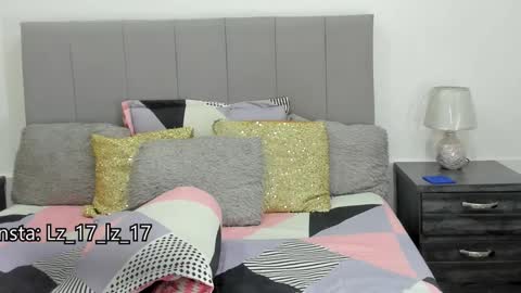 Snapshot of lizathomson_ chatting on 09/29/25, 09:41 liza online show from 09/29/25, 09:41